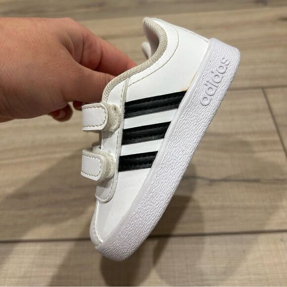Adidas Grand 2.0 Court Black & White Baby Toddler Sneaker Shoes 5 - Picture 4 of 11